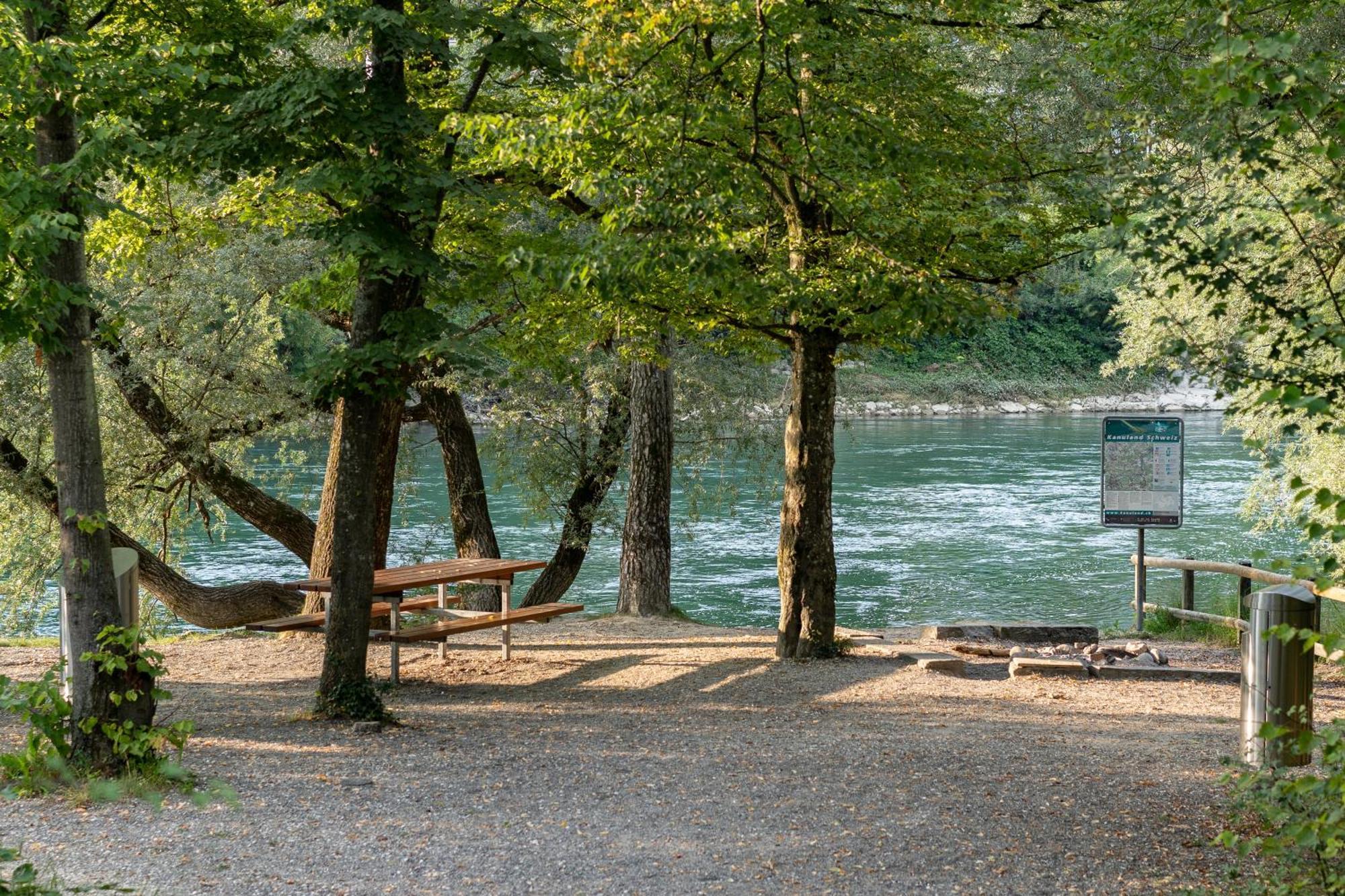 Tiny House Chez Claudine - Relaxen, Workspace, Naehe Thermen, Netflix, Free Parking & Wifi Brugg  Esterno foto