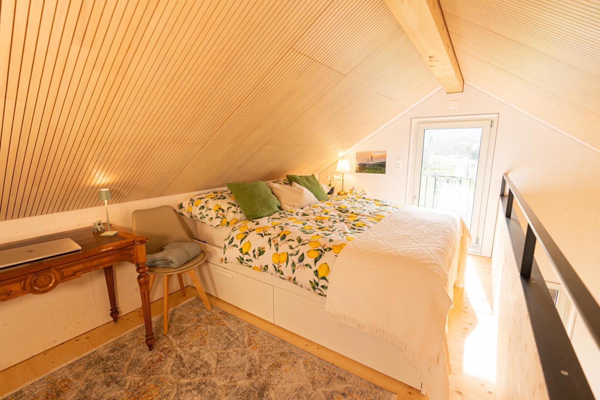 Tiny House Chez Claudine - Relaxen, Workspace, Naehe Thermen, Netflix, Free Parking & Wifi Brugg  Esterno foto