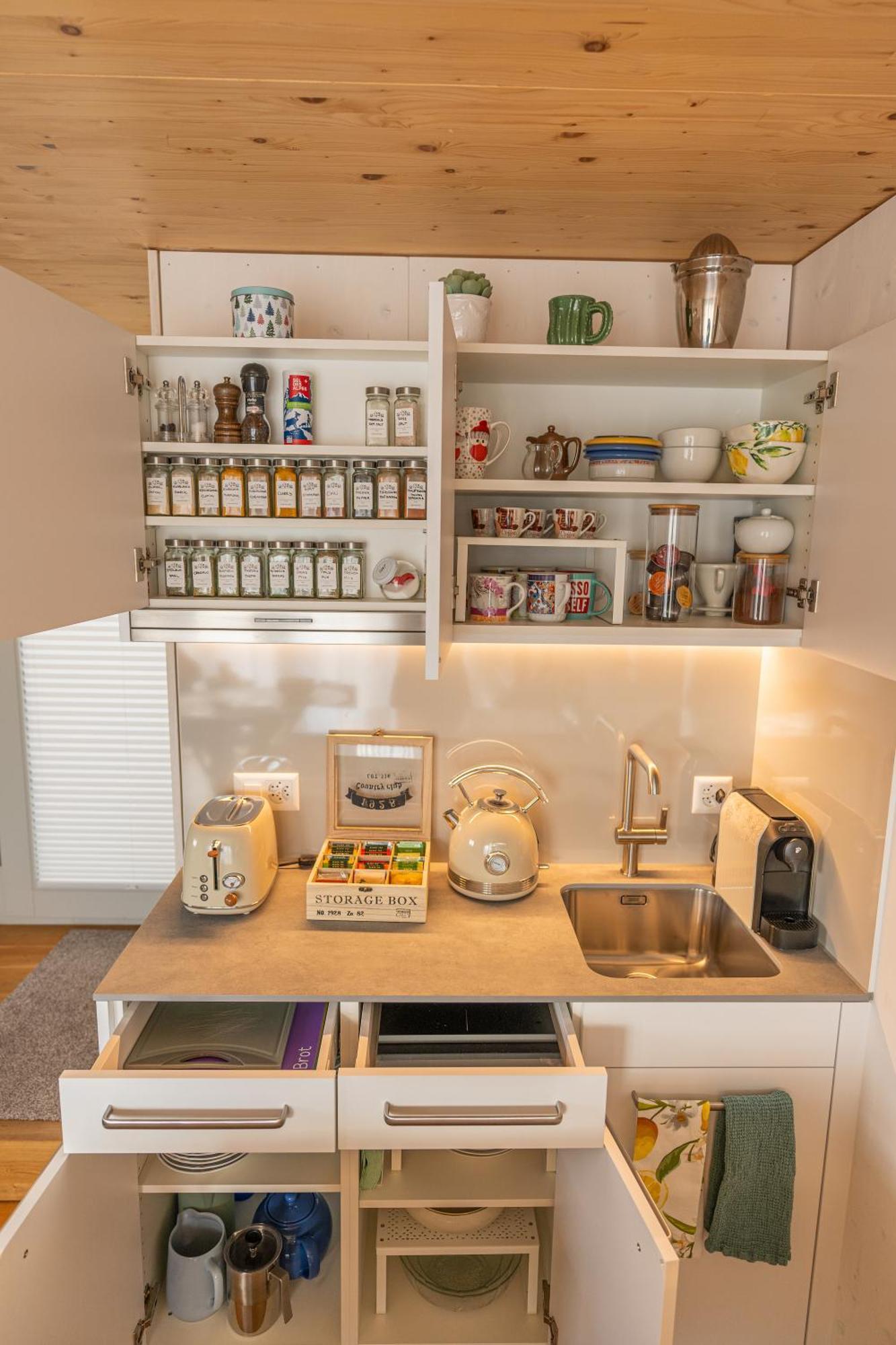 Tiny House Chez Claudine - Relaxen, Workspace, Naehe Thermen, Netflix, Free Parking & Wifi Brugg  Esterno foto